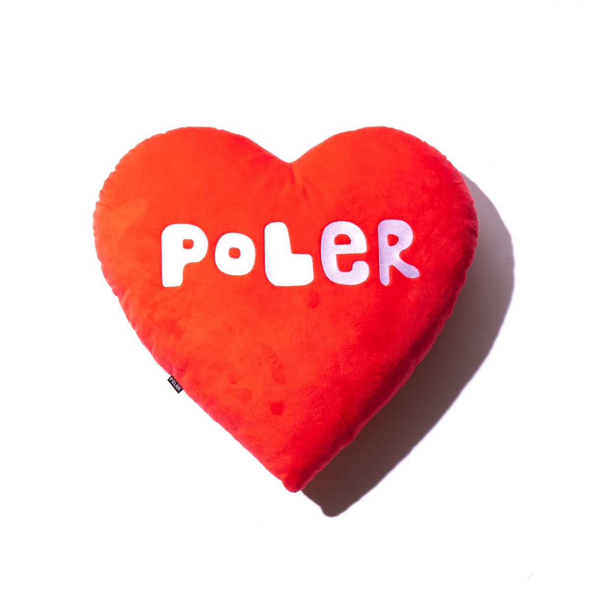 POLER FURRY HEART PILLOW