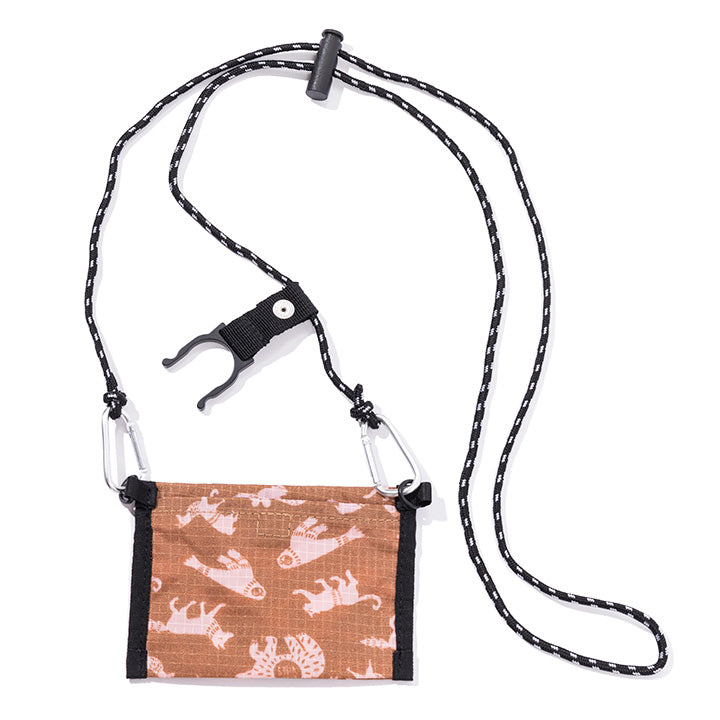 STUFFABLE DRINK POUCH