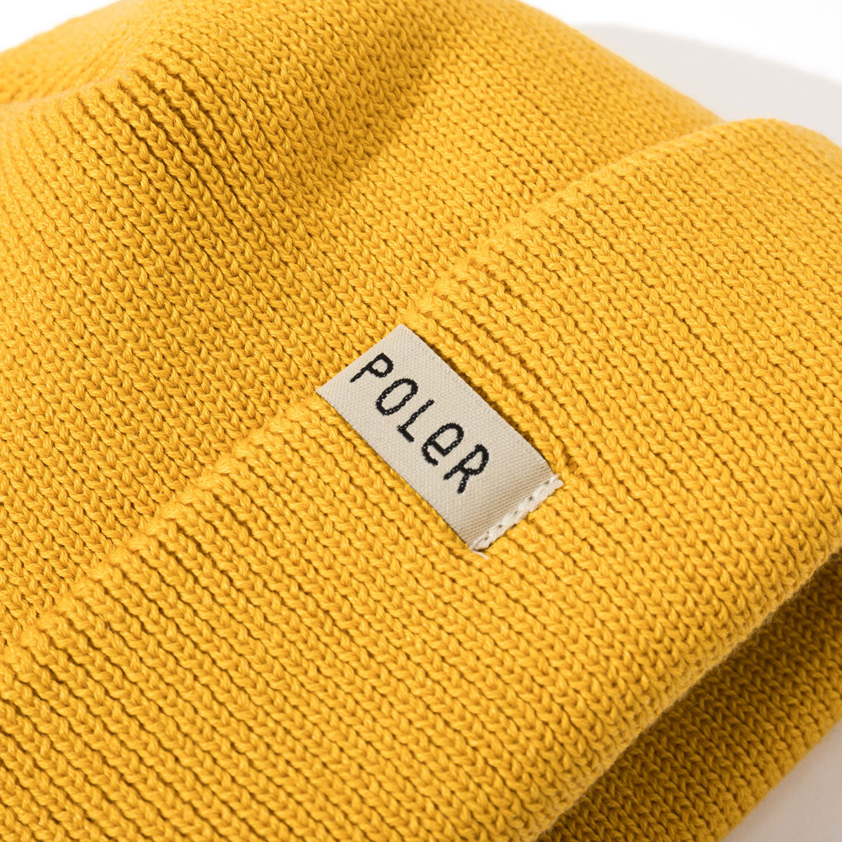 SHALLOW BEANIE