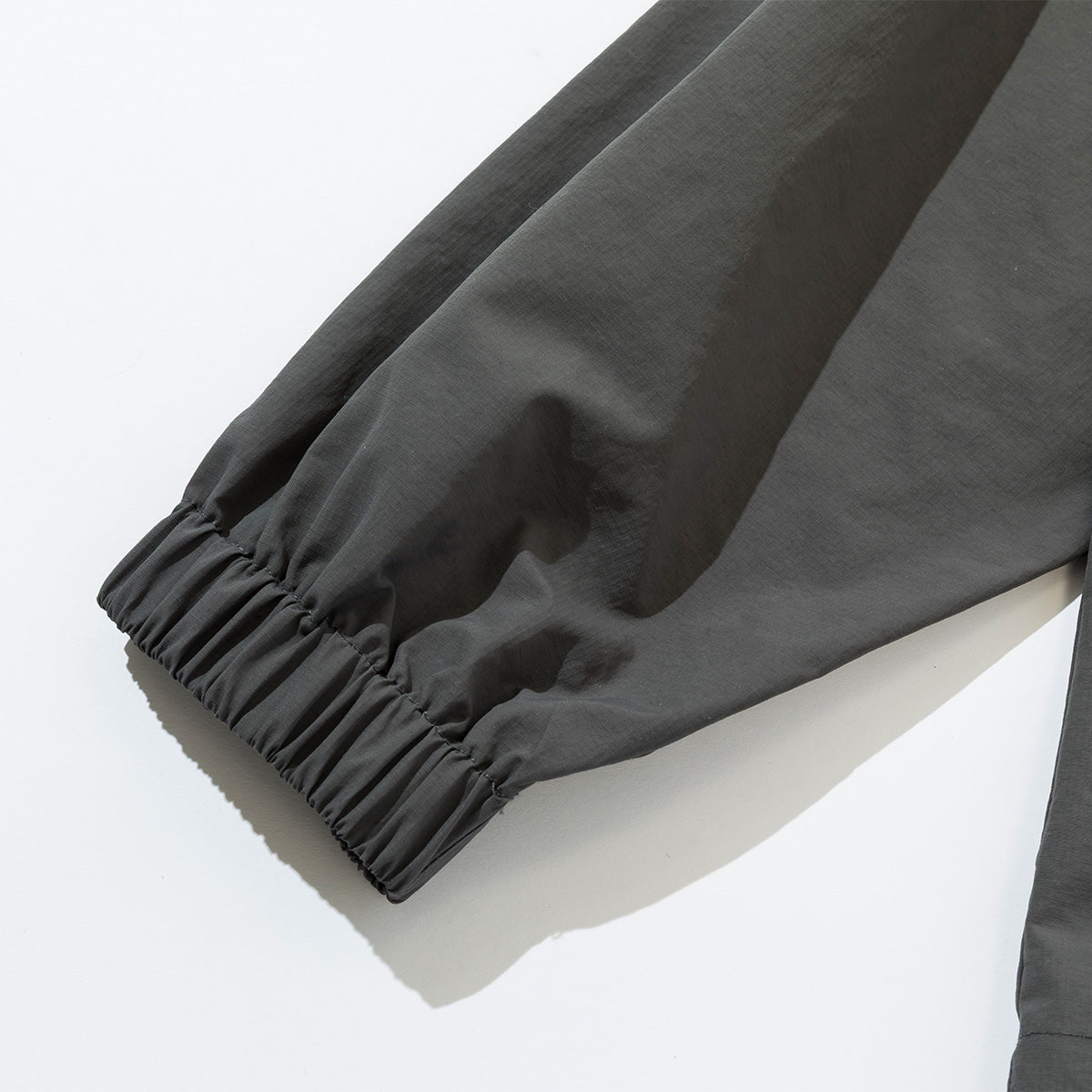 SHIRRING NYLON JACKET