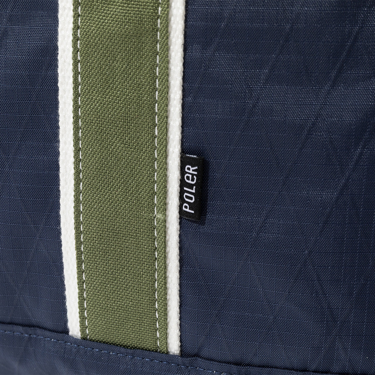 X-CLOTH TRAVEL TOTE
