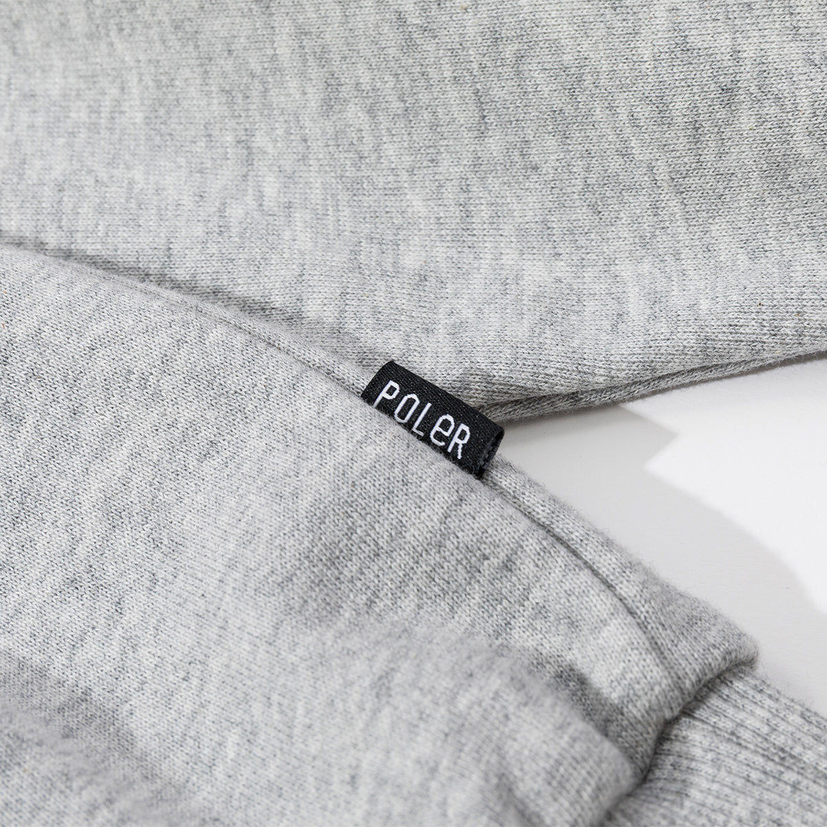 LABEL HOOD