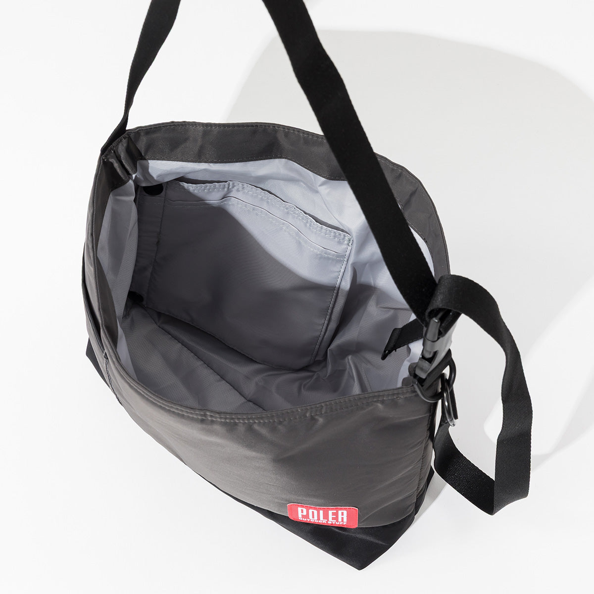 SHOULDER BAG