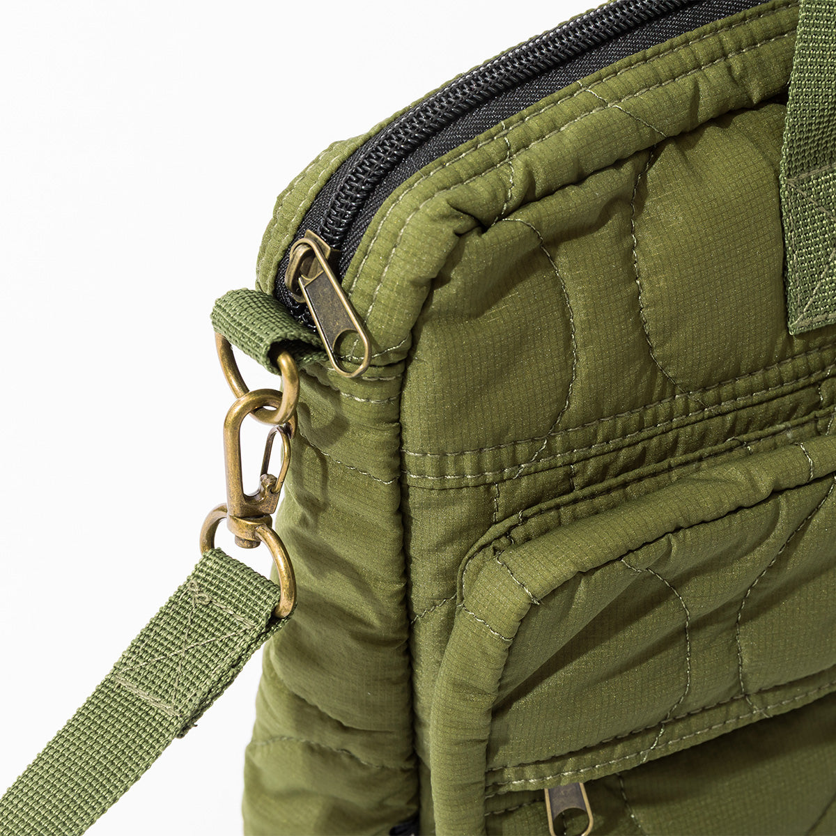 QUILTED MULTI UTILITY BAG