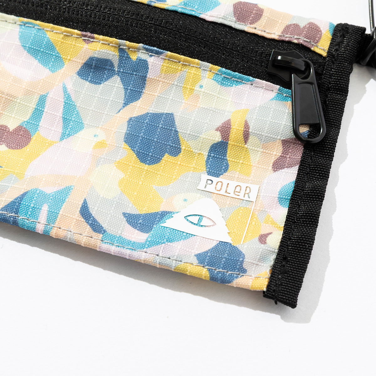 STUFFABLE DRINK POUCH