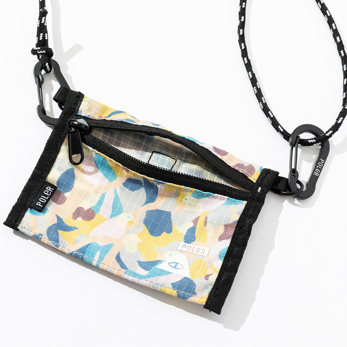 STUFFABLE DRINK POUCH