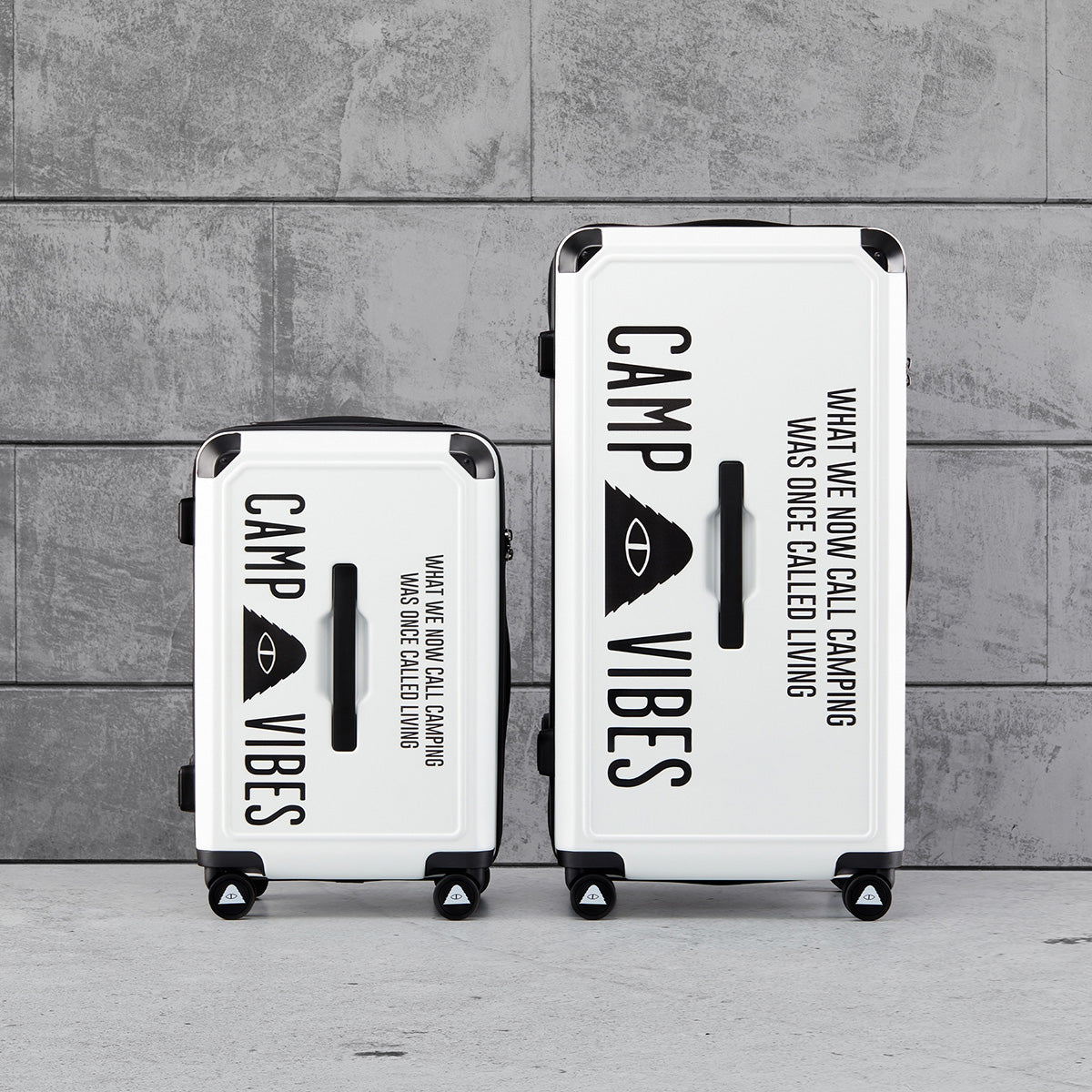 ADVENTURE LUGGAGE (28"inch.)