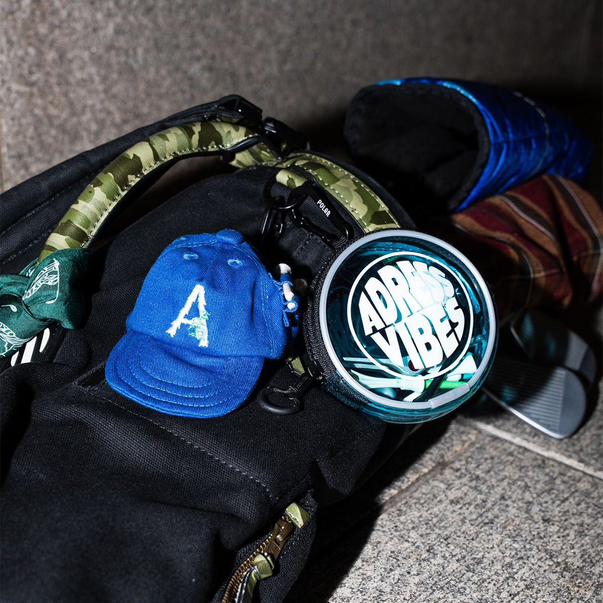 CAP POUCH