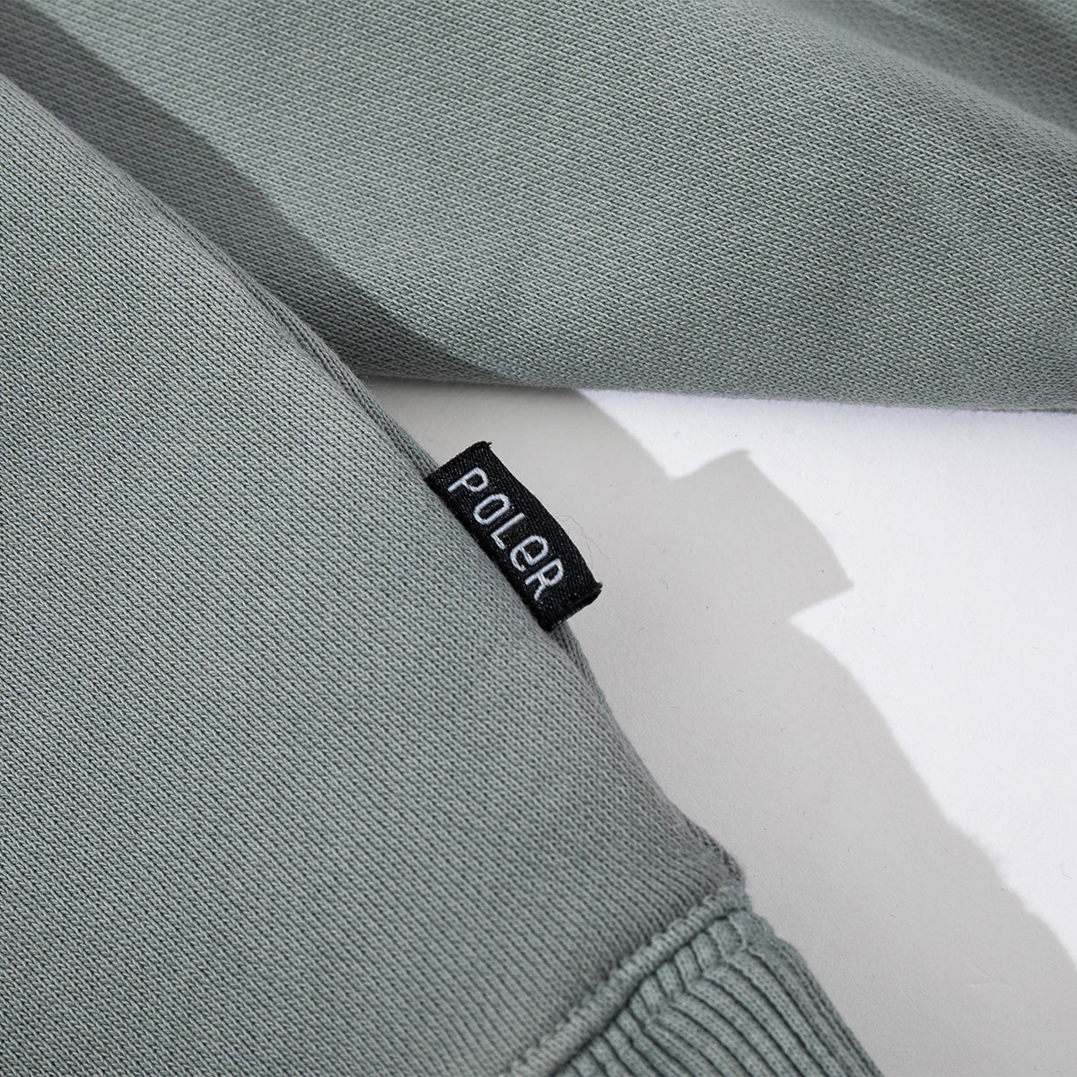 EMB PIGMENT DYE HOOD