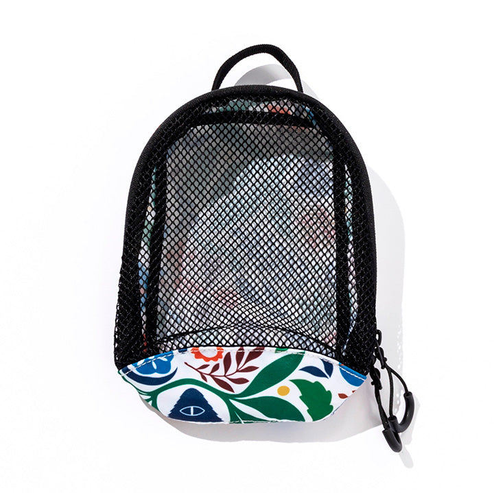 TRAVEL ORGANIZER