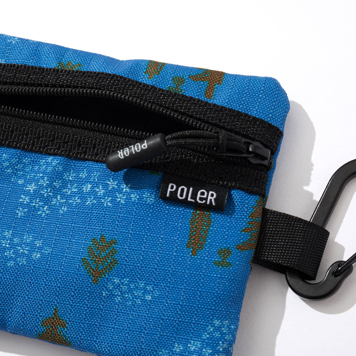 STUFFABLE COIN&amp; PASS POUCH
