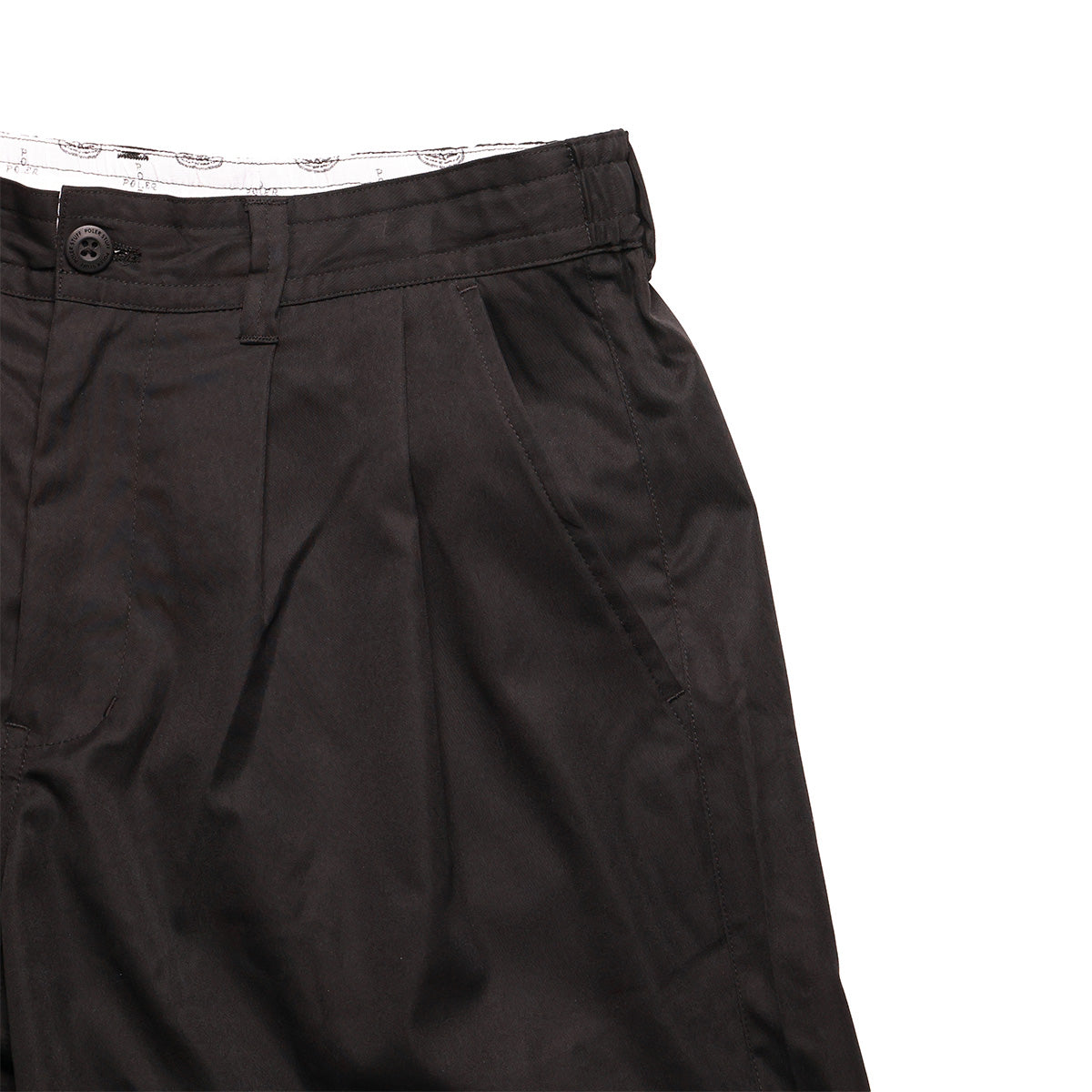 BAGGY SHORTS