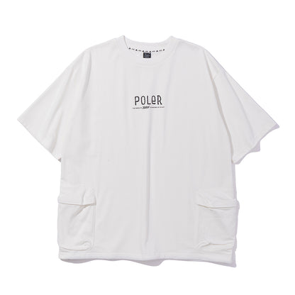 OUTSIDE POCKET FURRY TEE