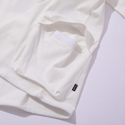 OUTSIDE POCKET SUMMIT TEE