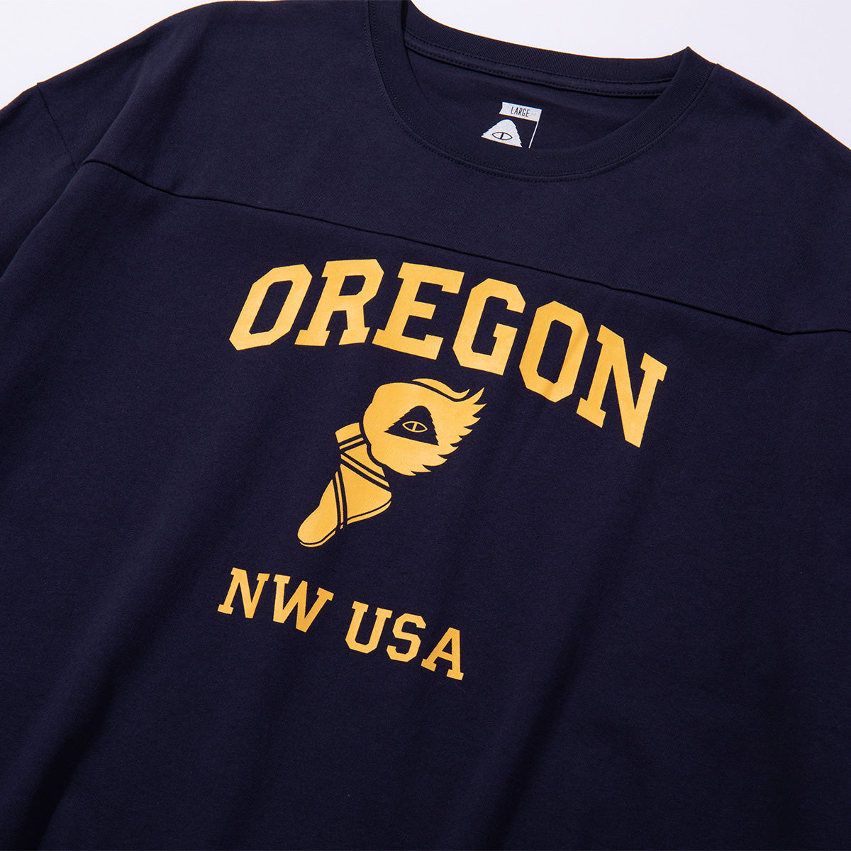 COLLEGE FOOTBALL TEE