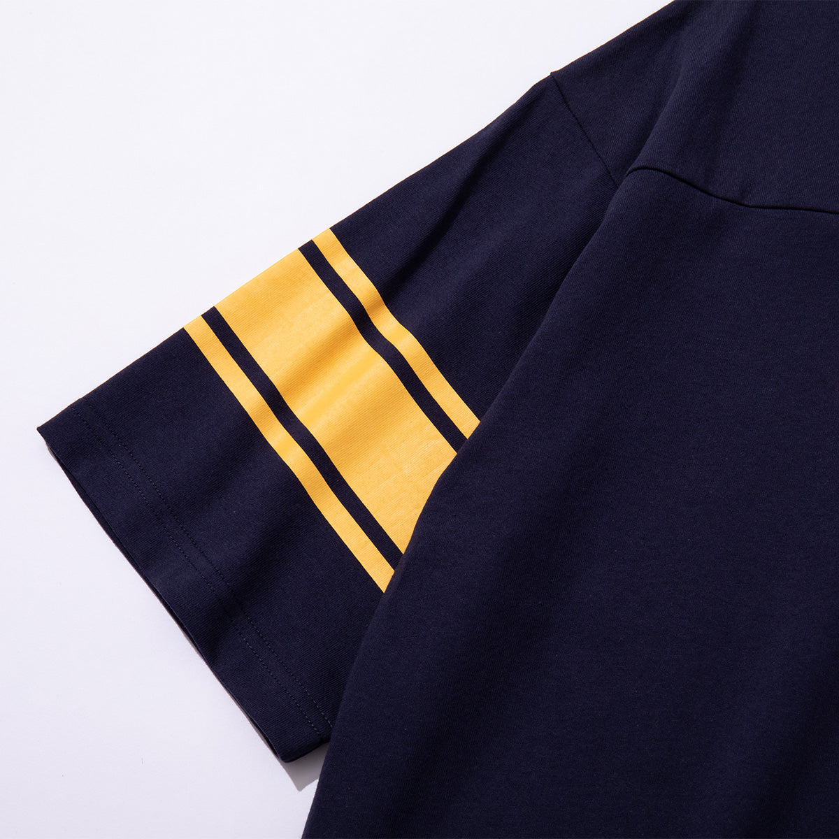 COLLEGE FOOTBALL TEE