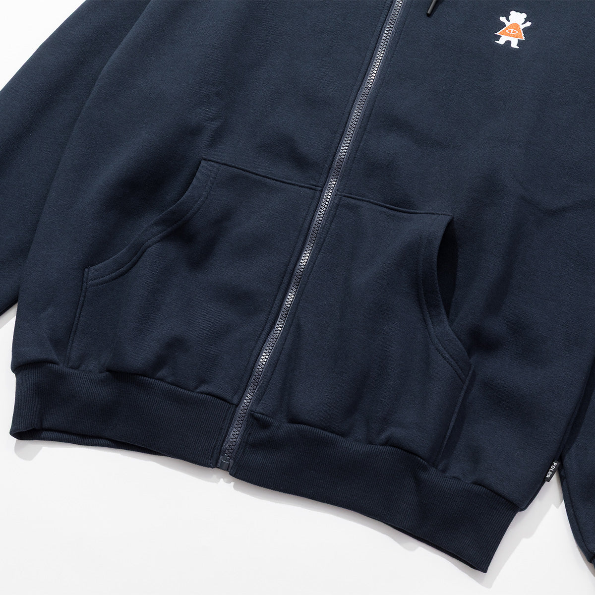 BEAR ZIP HOODIE