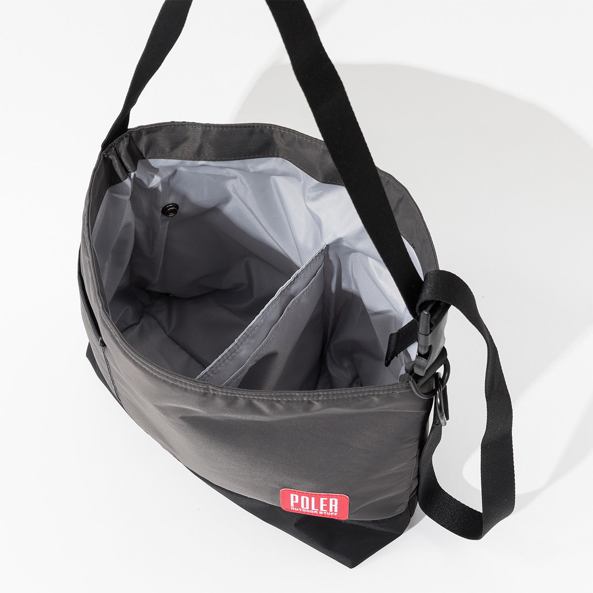 SHOULDER BAG